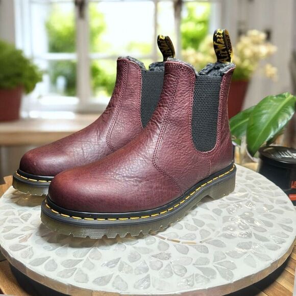 Dr. Martens 2976 WarmWair Lined Grizzly Leather Winter Snow Chelsea Boot Unisex - Picture 6 of 13